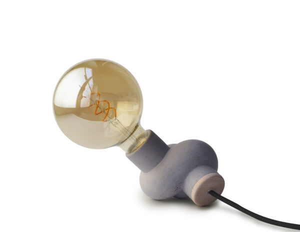 Lampe à poser béton bois forme nœud cordon électrique noir ampoule style Edison