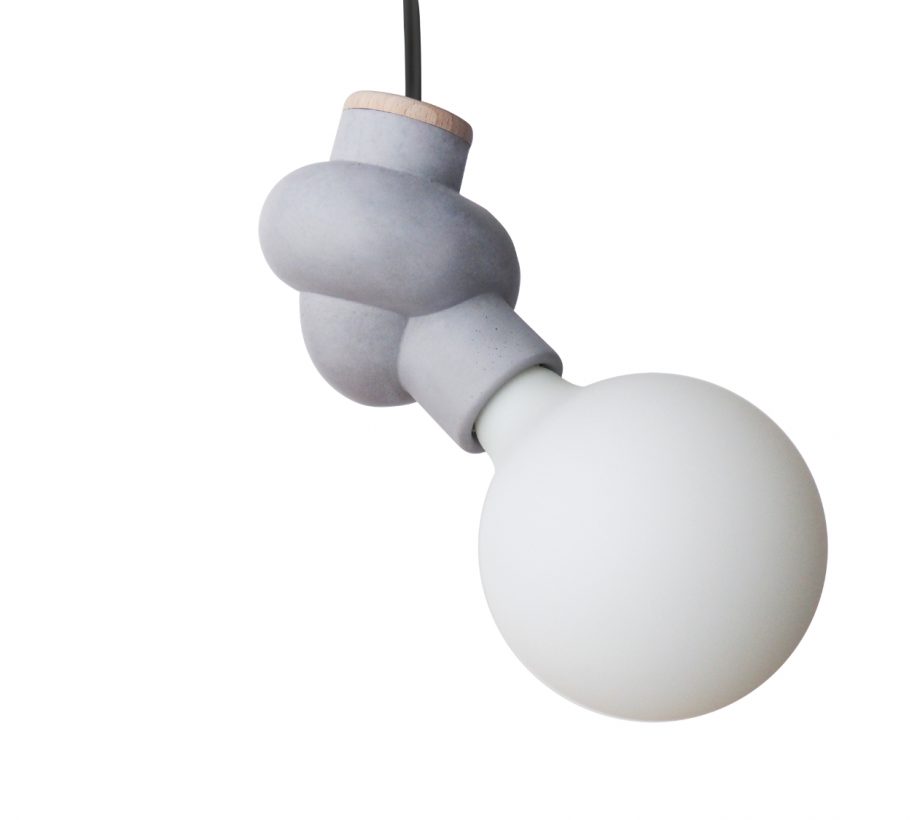 Lampe suspension béton bois forme nœud cordon électrique noir ampoule blanche